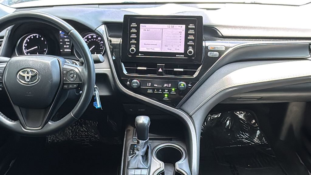 Used 2023 Toyota Camry SE FWD image 9