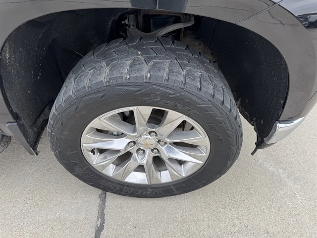 Used 2021 Chevrolet Silverado 1500 LTZ image 9