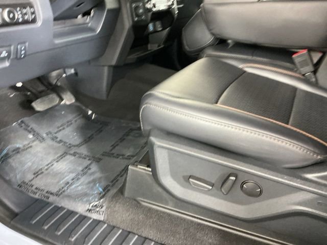 Certified 2025 Ford F350 Lariat w/ Black Appearance Package AWD/4WD image 18