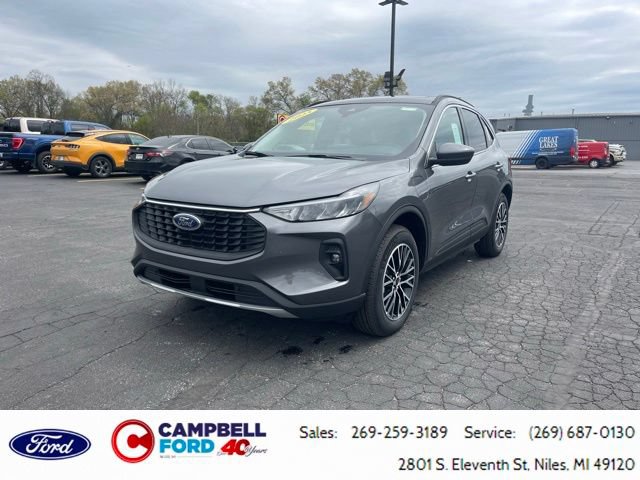 Certified 2025 Ford Escape SE FWD image 7