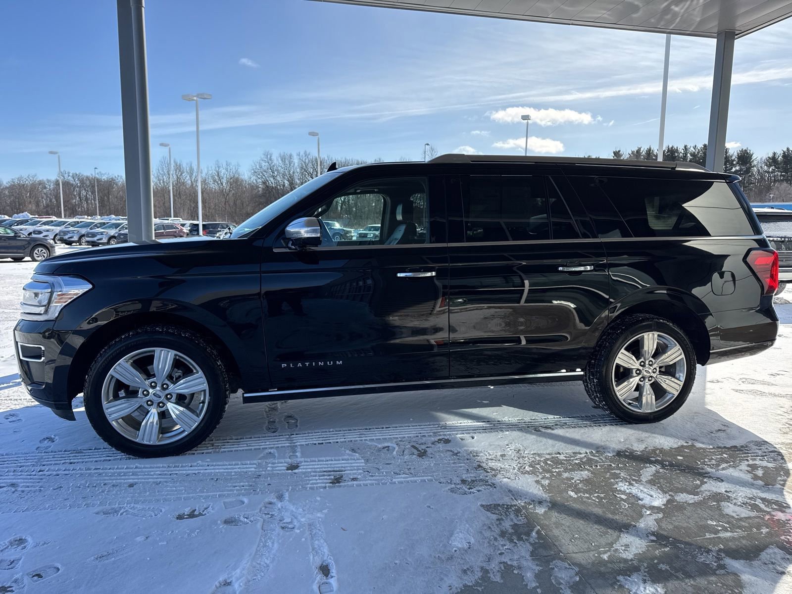 Certified 2023 Ford Expedition Max Platinum image 7