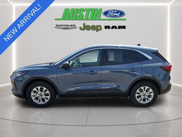 Certified 2023 Ford Escape Active AWD/4WD image 2