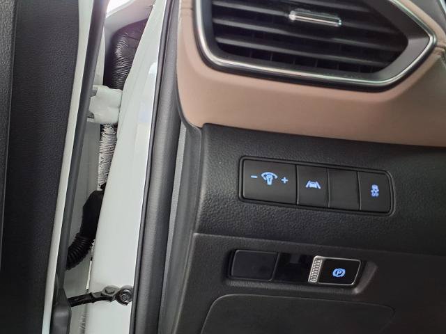 Used 2023 Hyundai Santa Fe SE w/ Cargo Package FWD image 16