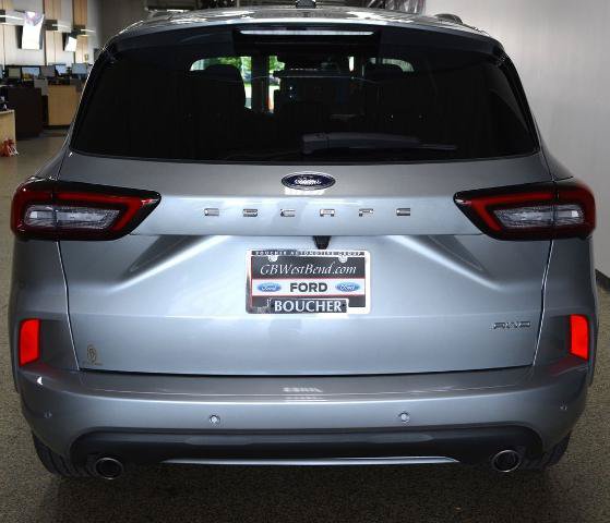 Certified 2023 Ford Escape ST-Line w/ Tech Pack #1 AWD/4WD image 5