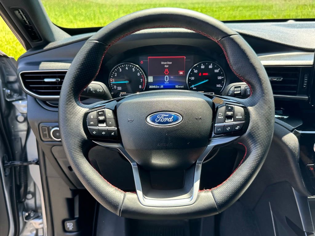 Certified 2023 Ford Explorer ST-Line w/ Class IV Trailer Tow Package AWD/4WD image 12