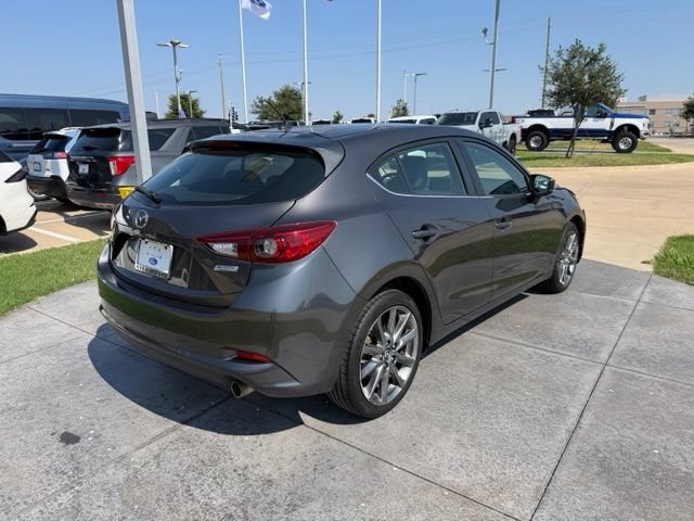 Used 2018 MAZDA MAZDA3 Touring FWD image 6
