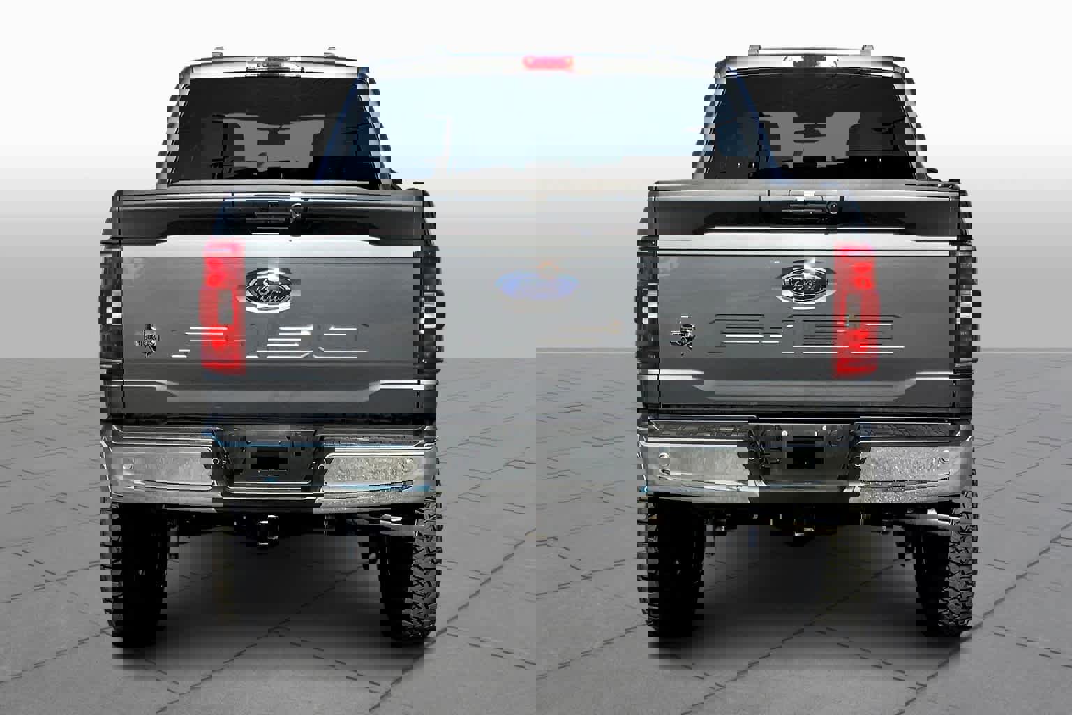 Certified 2023 Ford F150 XLT w/ Equipment Group 302A High image 3