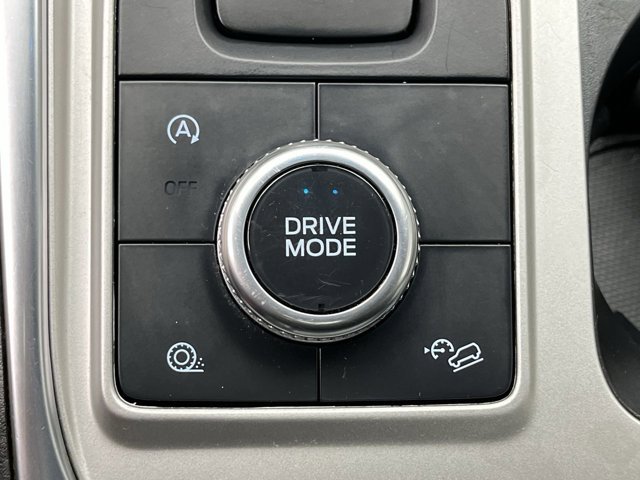Certified 2021 Ford Explorer XLT w/ Equipment Group 202A AWD/4WD image 19