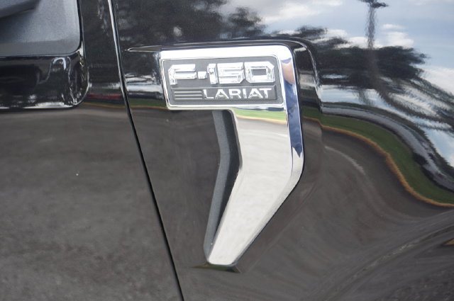 Certified 2021 Ford F150 Lariat w/ Max Trailer Tow Package AWD/4WD image 43