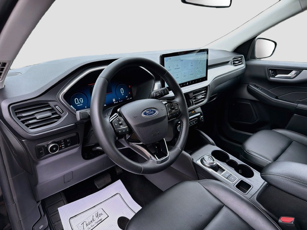 Certified 2025 Ford Escape Platinum AWD/4WD image 9
