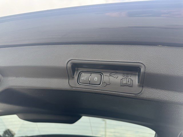 Certified 2023 Ford Explorer XLT w/ Equipment Group 202A image 32