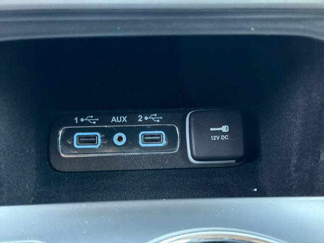 Used 2021 Jeep Grand Cherokee Limited w/ Premium Lighting Group AWD/4WD image 33
