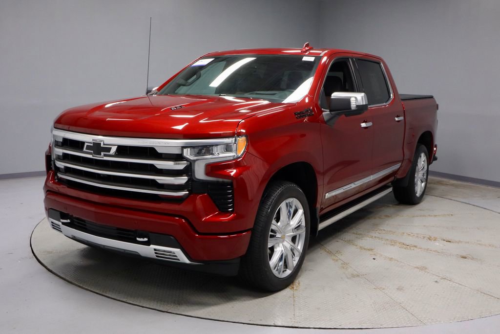 Used 2023 Chevrolet Silverado 1500 High Country w/ High Country Premium Package AWD/4WD image 6