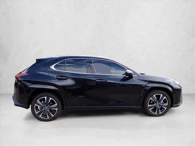 Used 2025 Lexus UX 300h AWD w/ Cold Area Package image 5