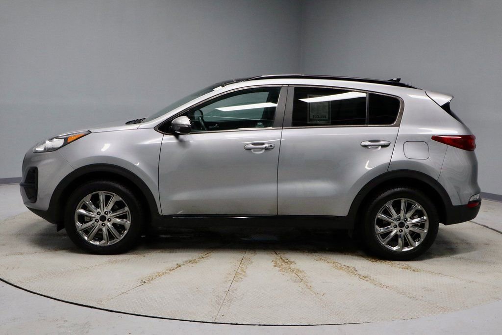 Used 2022 Kia Sportage Nightfall Edition w/ Nighfall AWD Premium Package image 2