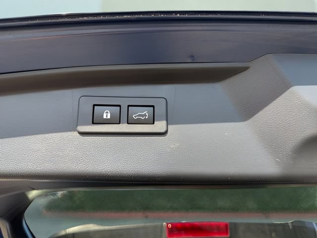 Used 2020 Subaru Outback Limited w/ Popular Package #2 AWD/4WD image 12