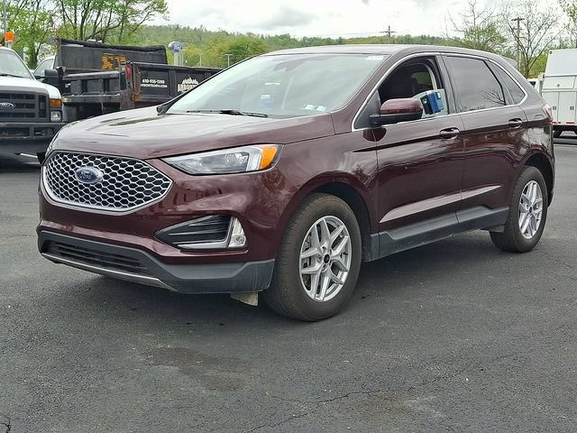 Certified 2024 Ford Edge SEL w/ Convenience Package AWD/4WD image 6