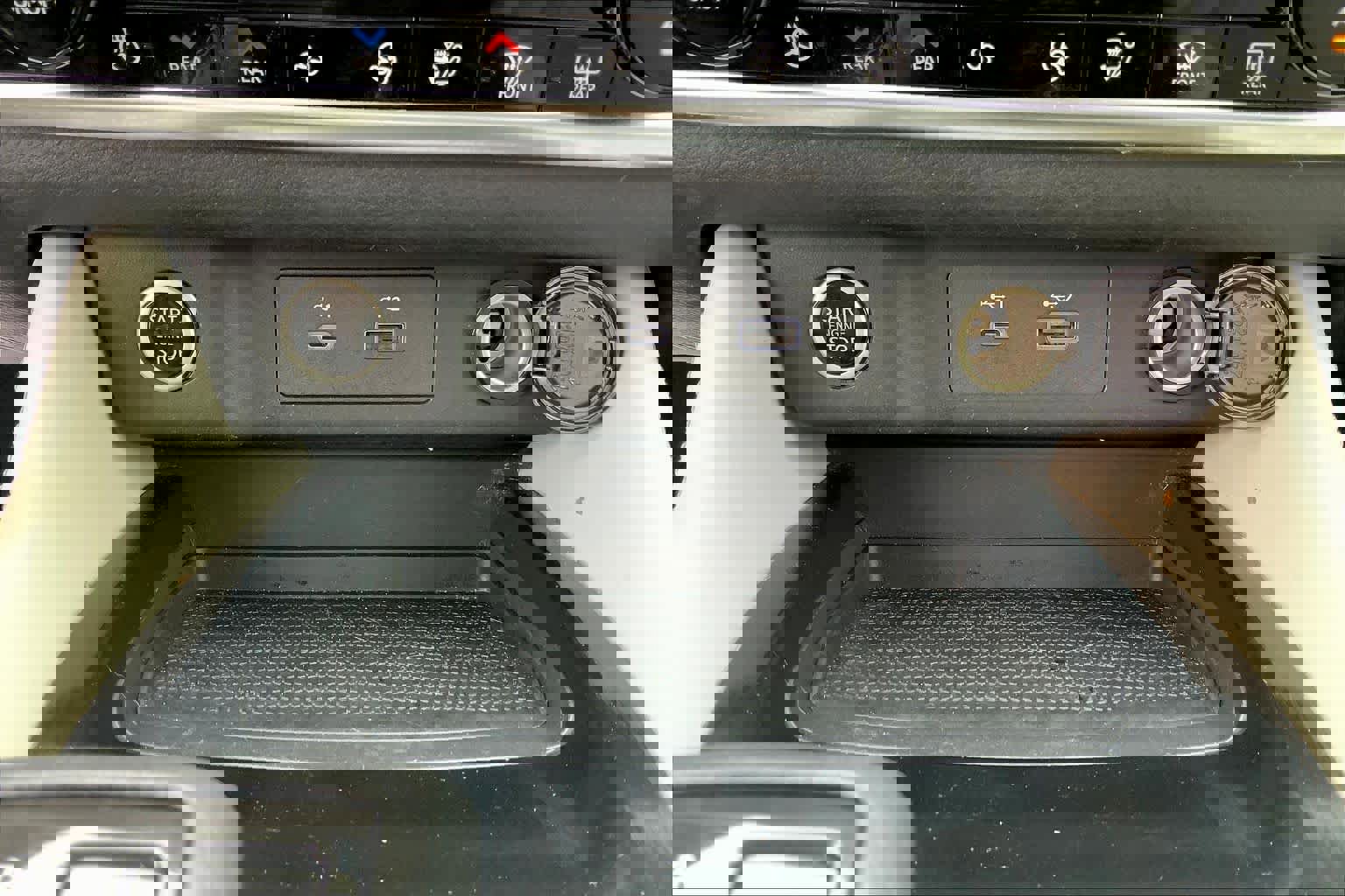 Used 2023 Nissan Rogue SL w/ SL Premium Package image 31