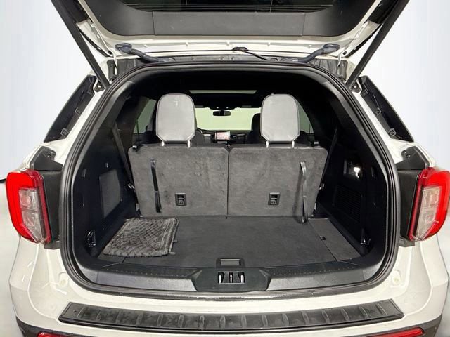 Certified 2023 Ford Explorer ST-Line w/ Class IV Trailer Tow Package image 28