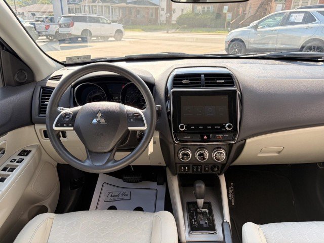 Used 2020 Mitsubishi Outlander Sport ES AWD/4WD image 8