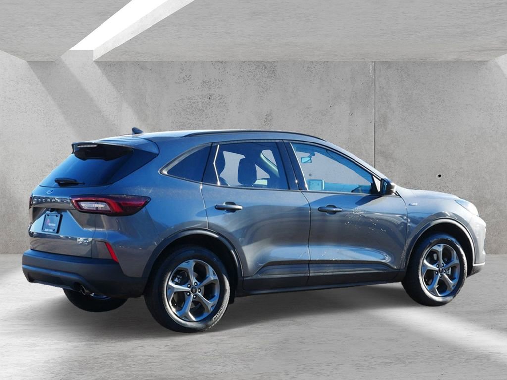 Certified 2025 Ford Escape ST-Line AWD/4WD image 3