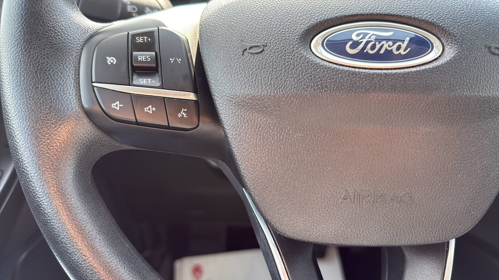 Certified 2025 Ford Escape Active FWD image 16