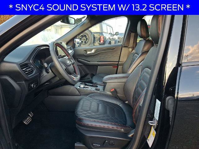 Certified 2023 Ford Escape ST-Line Elite w/ Premium Technology Package image 13