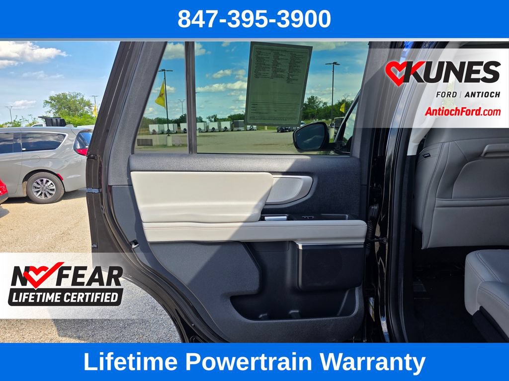 Certified 2025 Ford Expedition Active AWD/4WD image 22