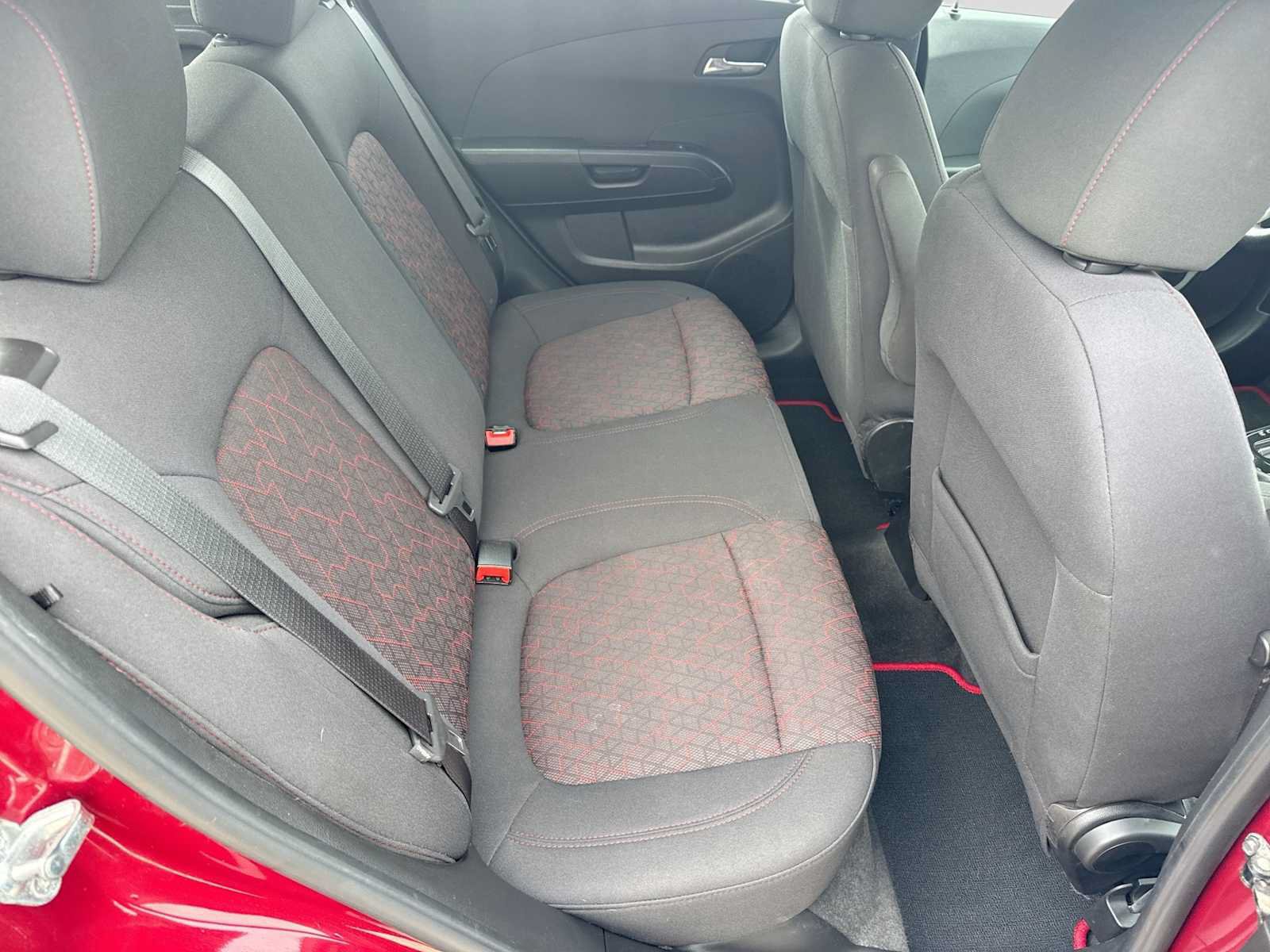 Used 2020 Chevrolet Sonic LT w/ Convenience Package FWD image 20