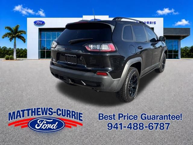 Used 2022 Jeep Cherokee Latitude w/ Trailer Tow Group AWD/4WD image 3