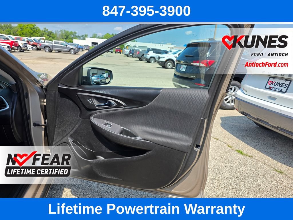 Used 2024 Chevrolet Malibu LT FWD image 24