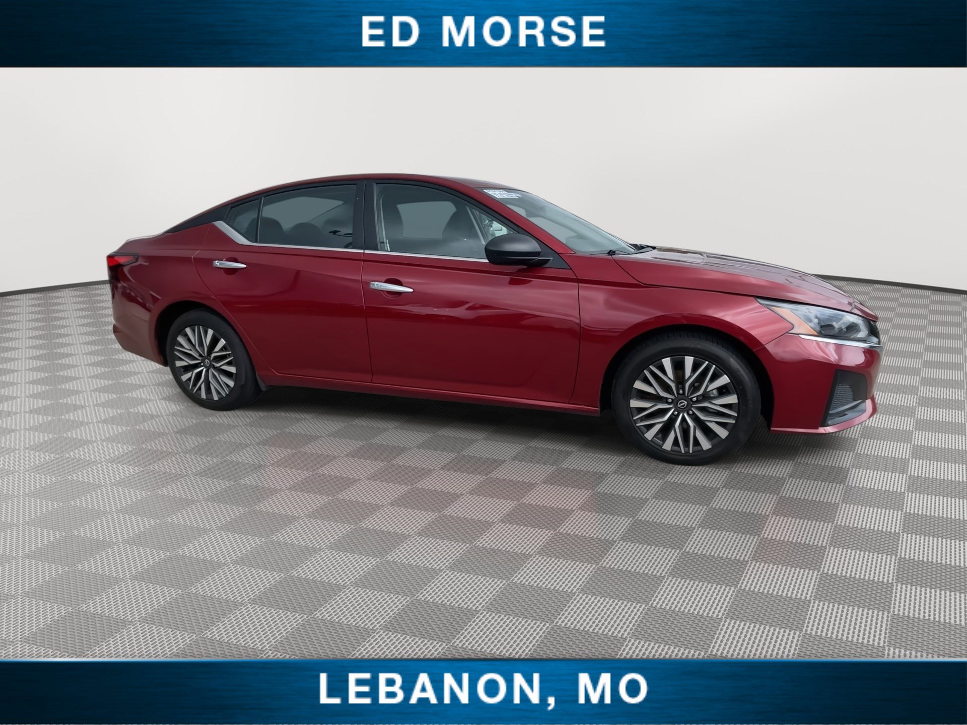 Used 2025 Nissan Altima 2.5 SV FWD image 9