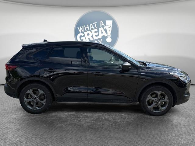 Certified 2026 Ford Escape ST-Line AWD/4WD image 2