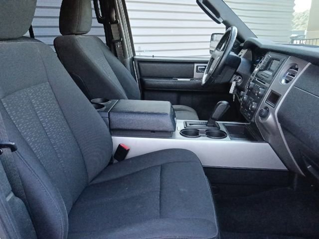 Certified 2017 Ford Expedition XLT AWD/4WD image 32