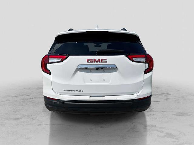 Used 2023 GMC Terrain SLE w/ Driver Convenience Package FWD image 5