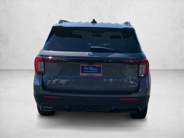 Certified 2025 Ford Explorer ST-Line w/ ST-Line Street Pack image 7