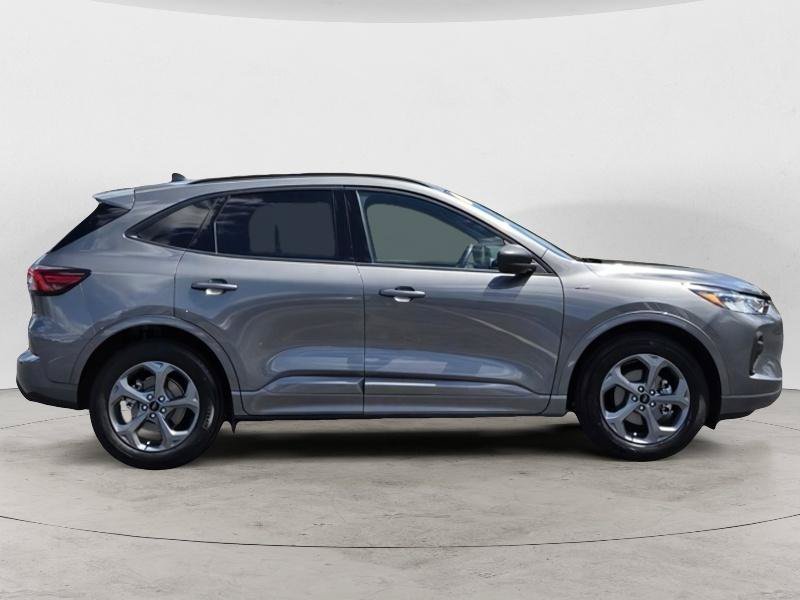Certified 2024 Ford Escape ST-Line w/ Tech Pack #1 FWD image 2