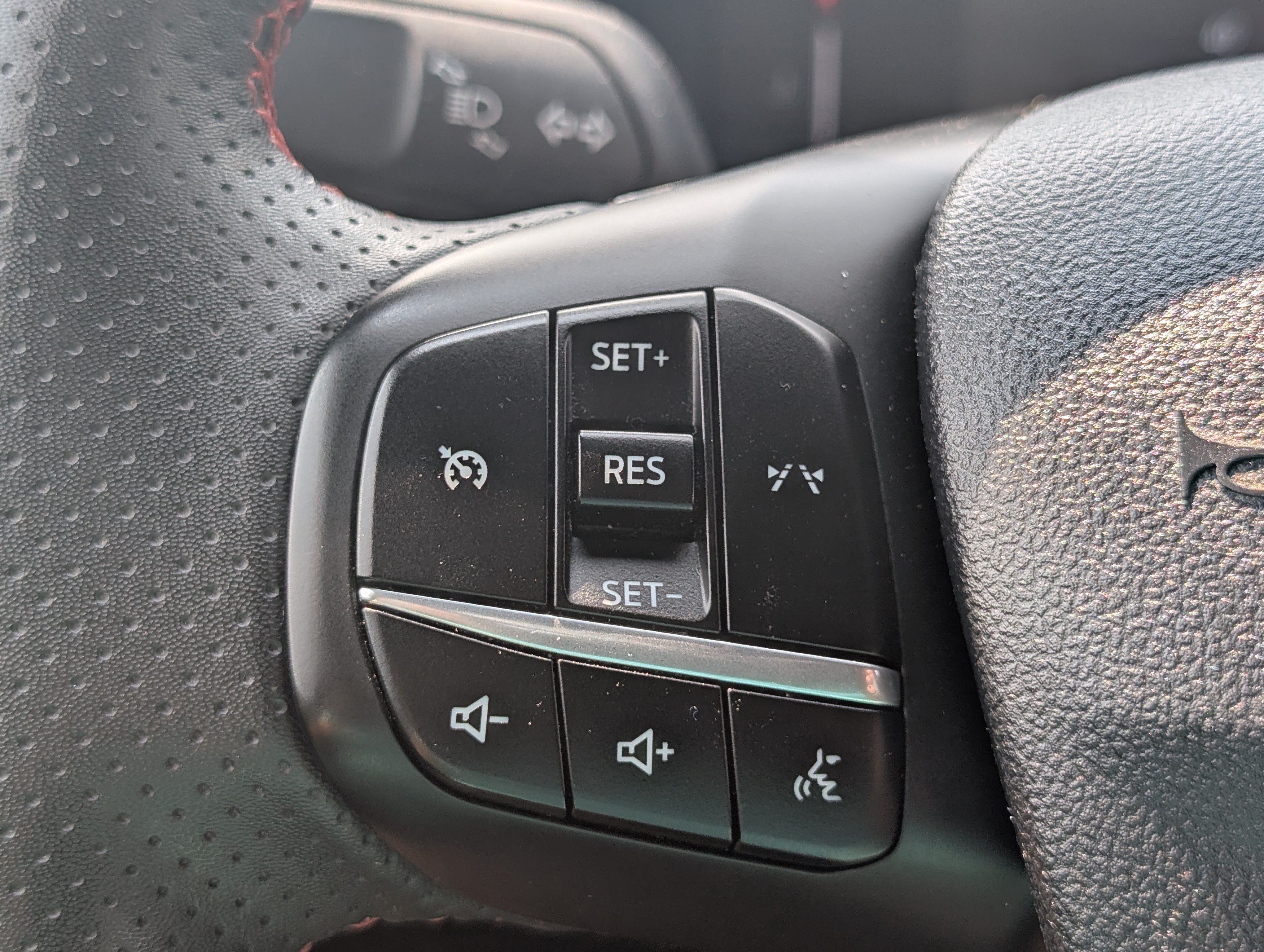 Certified 2024 Ford Escape ST-Line AWD/4WD image 21