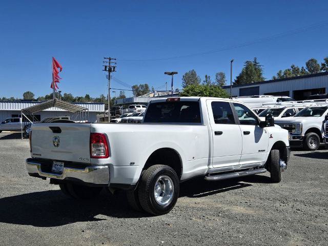 Used 2024 RAM 3500 Big Horn AWD/4WD image 4