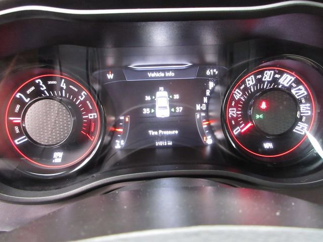 Used 2021 Dodge Challenger SXT w/ Blacktop Package image 18