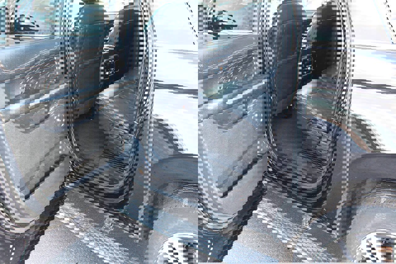 Certified 2021 Ford Expedition Max Platinum image 10