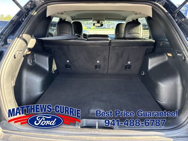 Used 2022 Jeep Cherokee Latitude w/ Trailer Tow Group AWD/4WD image 13