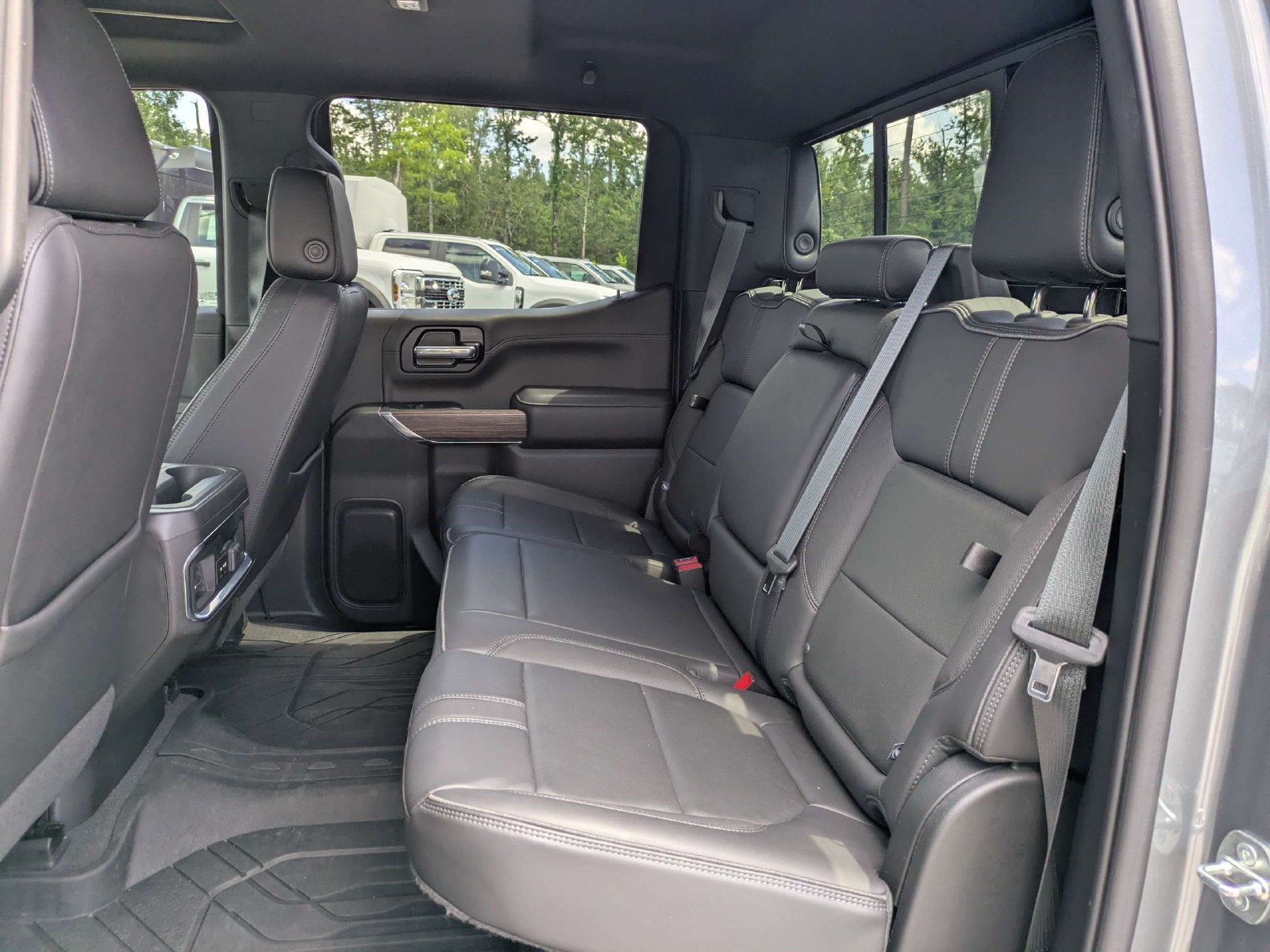 Used 2021 Chevrolet Silverado 1500 High Country AWD/4WD image 7