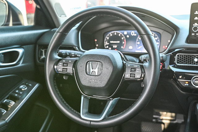 Used 2024 Honda Civic Touring image 17