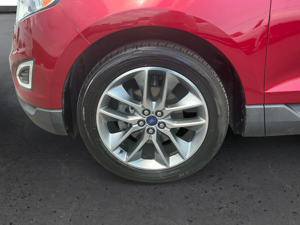 Certified 2018 Ford Edge Titanium w/ Technology Package FWD image 13
