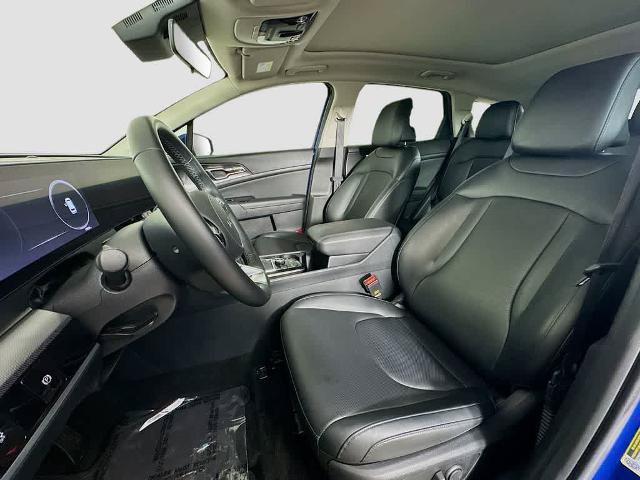 Used 2025 Kia Sportage SX FWD image 12