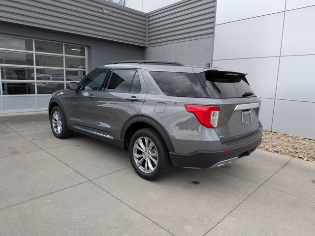 Certified 2023 Ford Explorer XLT w/ Equipment Group 202A AWD/4WD image 6