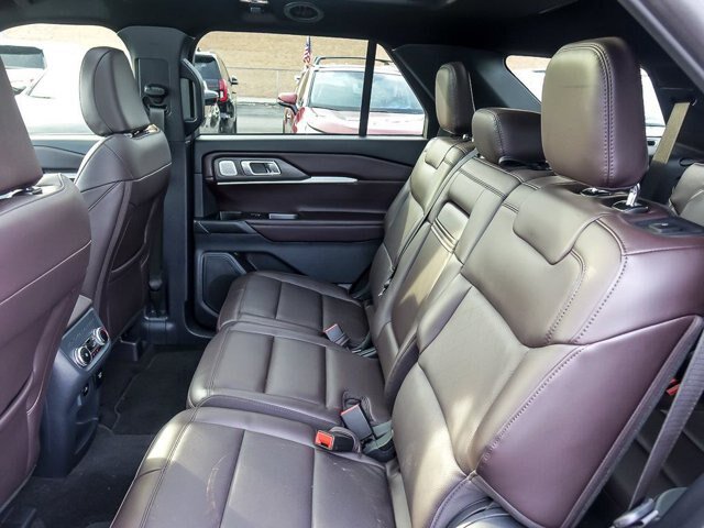 Certified 2026 Ford Explorer Platinum AWD/4WD image 16