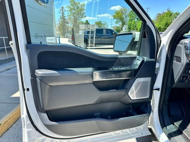Certified 2022 Ford F150 Platinum w/ Equipment Group 701A High AWD/4WD image 32