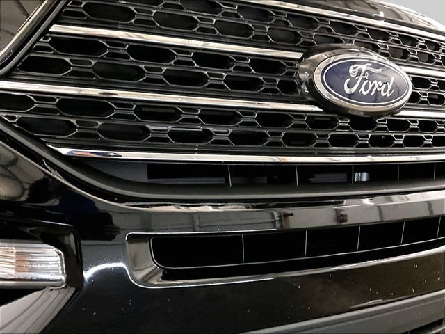 Certified 2022 Ford Explorer XLT w/ Equipment Group 202A AWD/4WD image 30